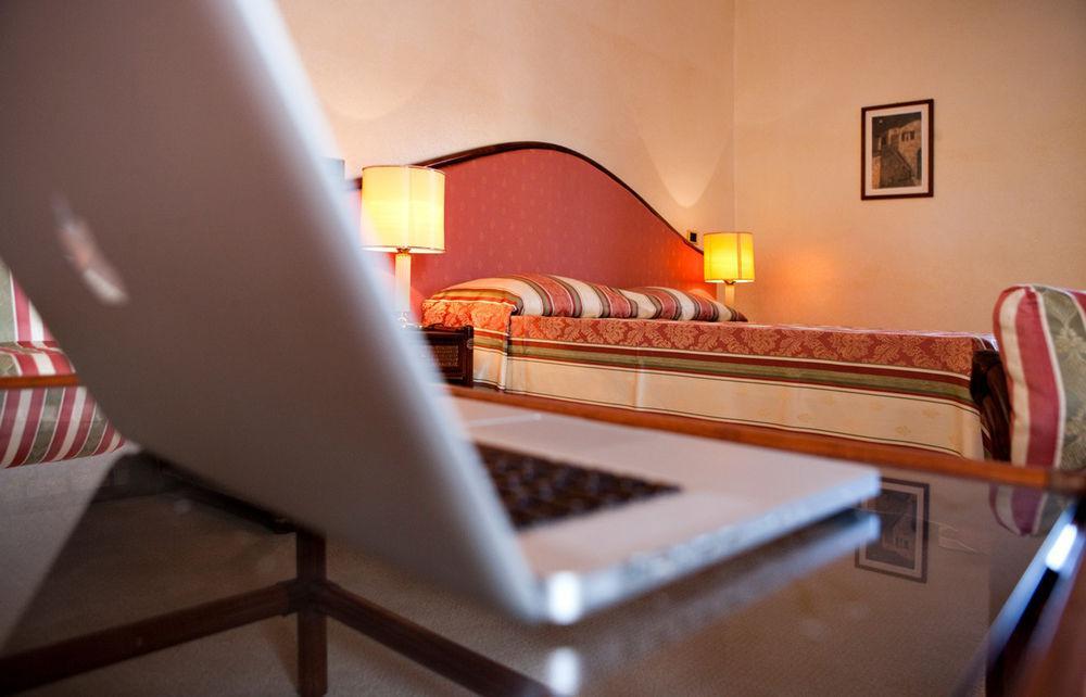 Swiss International Hotel Elba - Il Magnifico 马西亚娜马里纳 外观 照片