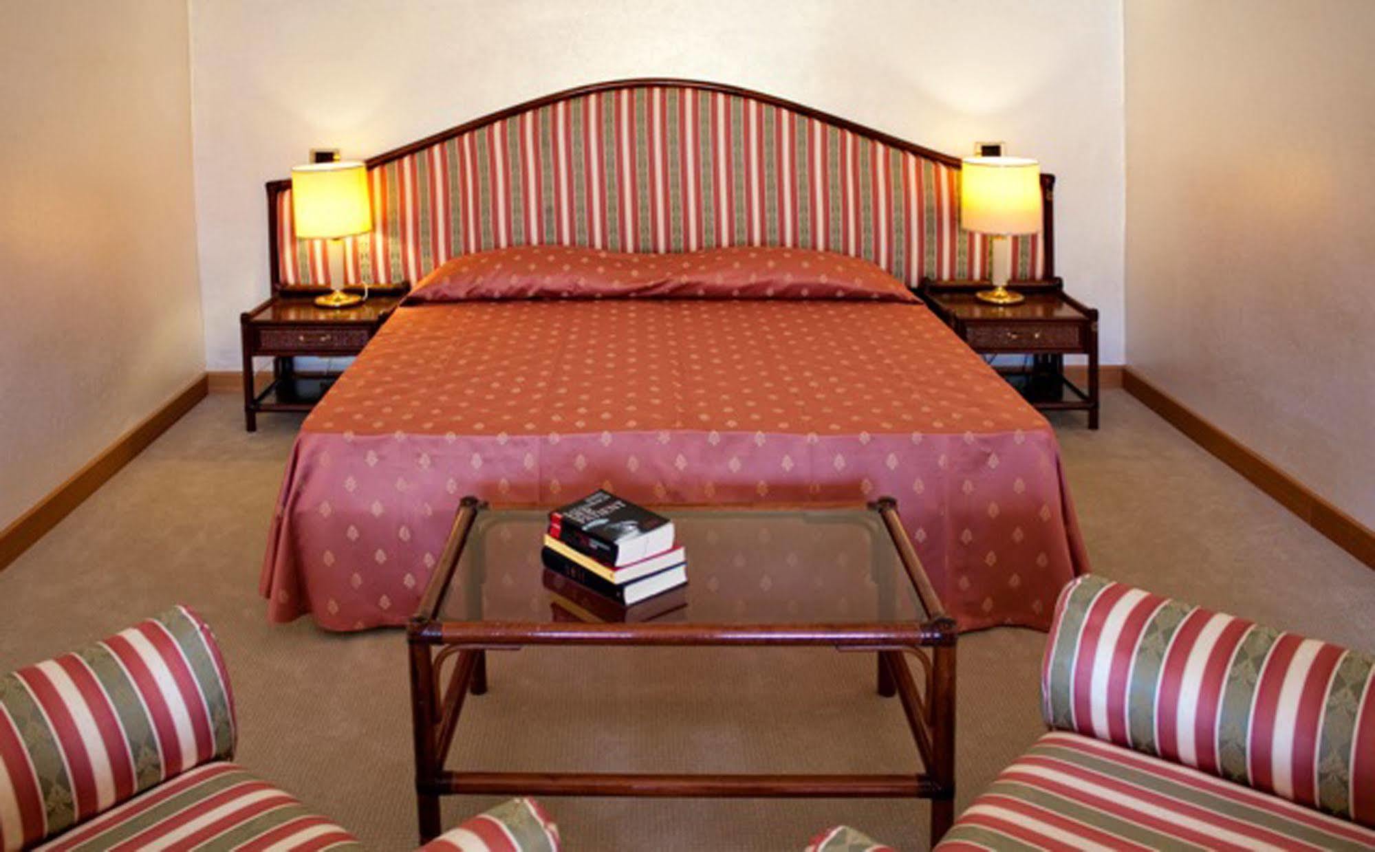 Swiss International Hotel Elba - Il Magnifico 马西亚娜马里纳 外观 照片